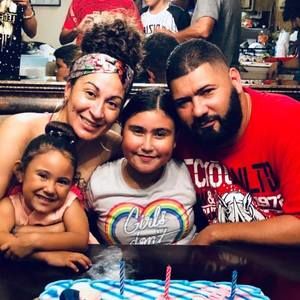 Meet your Posher, Macho